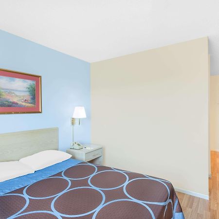 Super 8 By Wyndham Canandaigua Luaran gambar