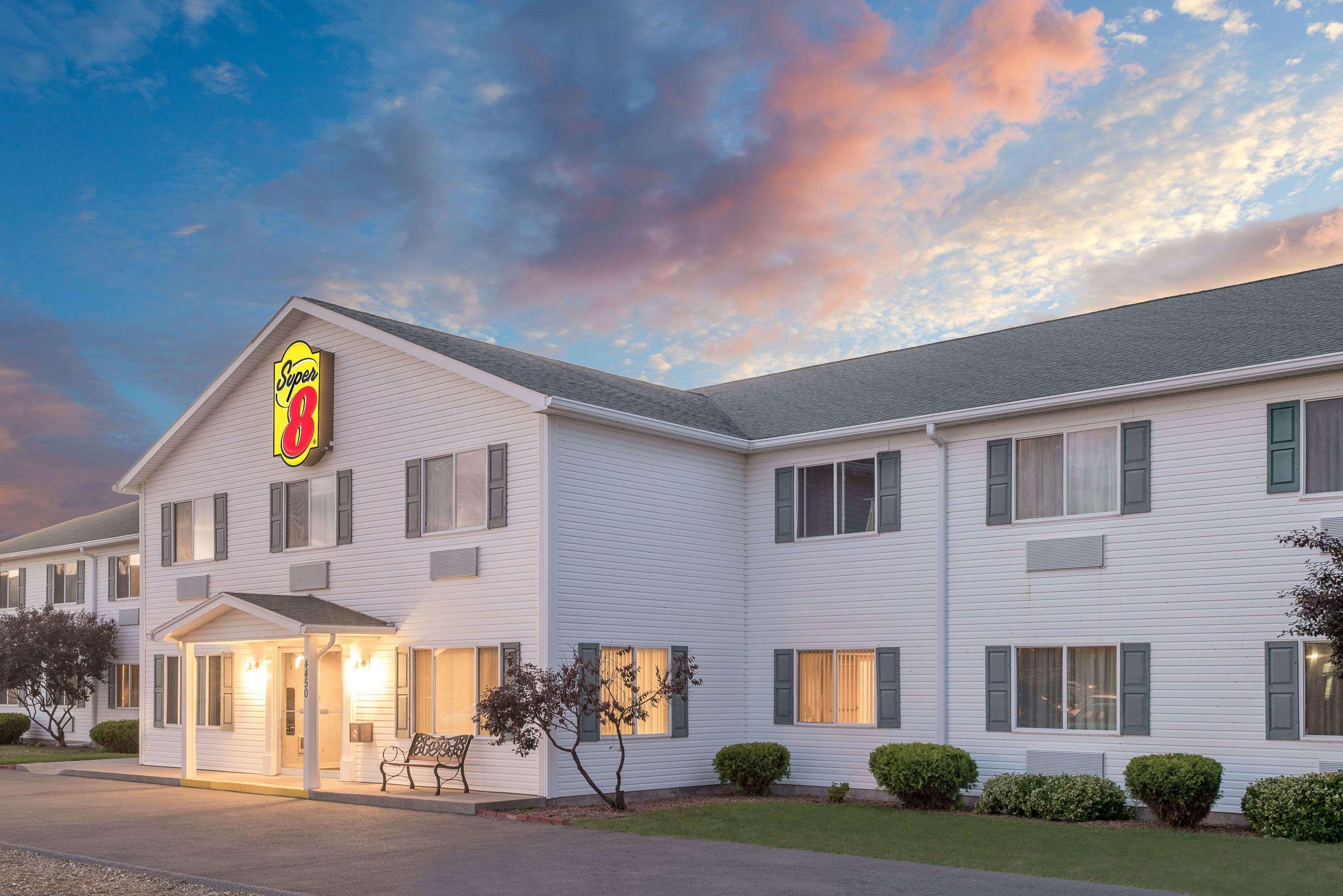 Super 8 By Wyndham Canandaigua Luaran gambar