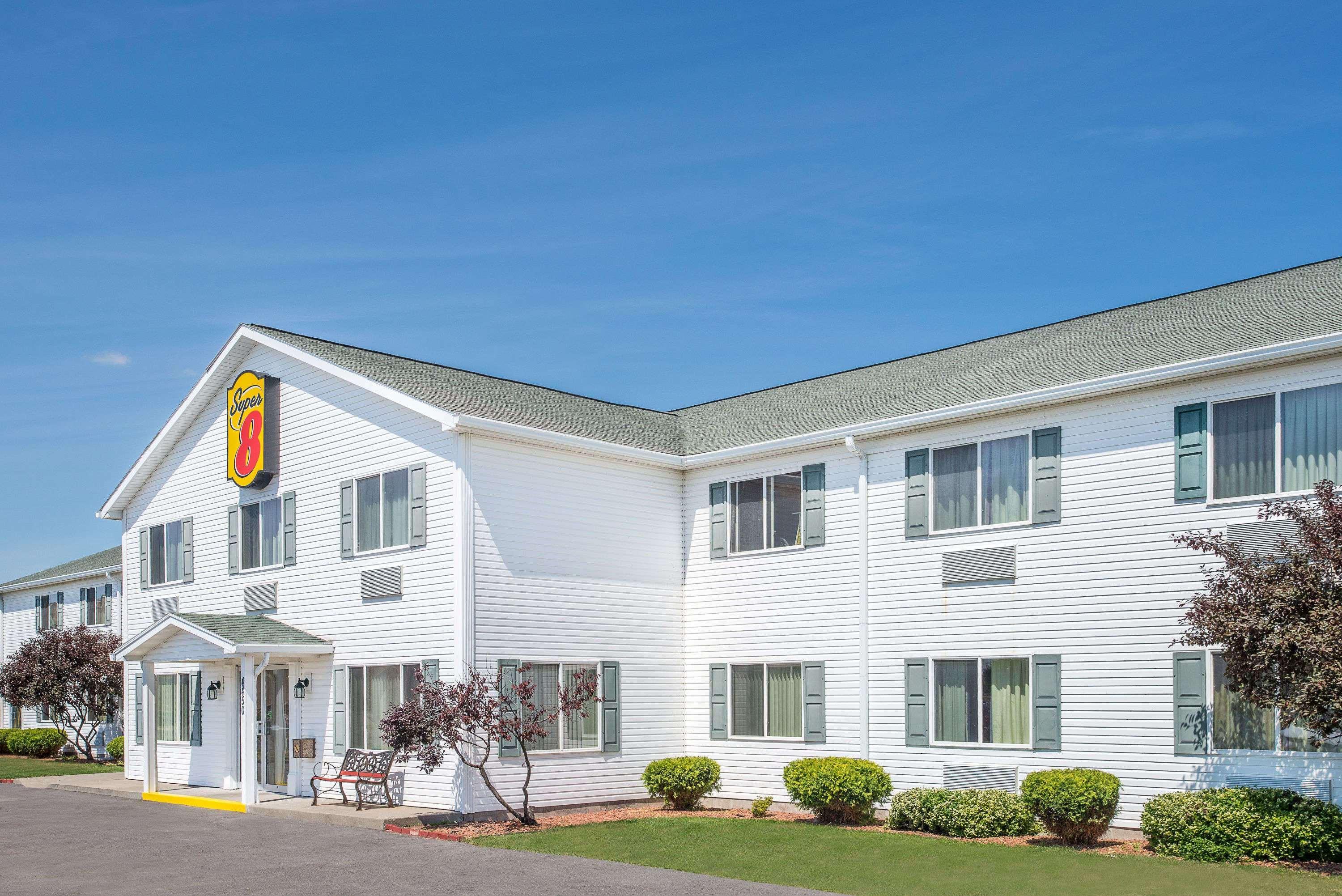 Super 8 By Wyndham Canandaigua Luaran gambar